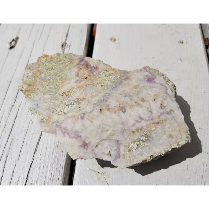 Żyła kwarcowo-ametystowa z Masywu Ślęży