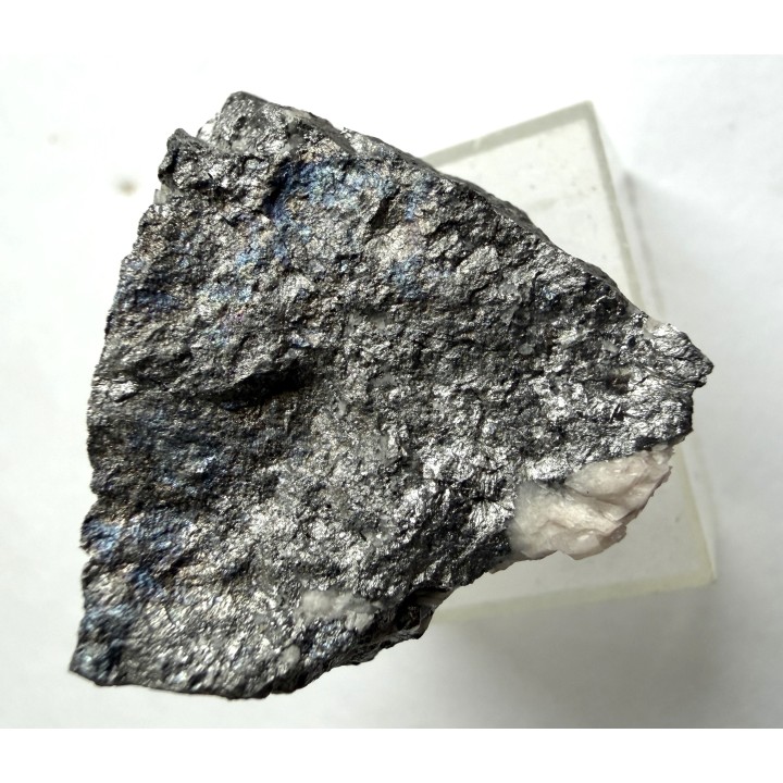 Skutterudyt z Cobalt, Ontario, Kanada