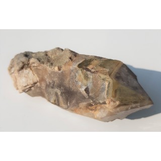 Wyjątkowy kwarc z zielonym zakończeniem