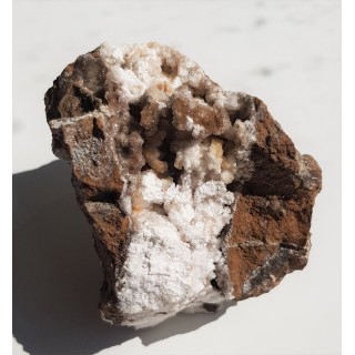 Skrzące się kwarce na magnezycie z Grochowej