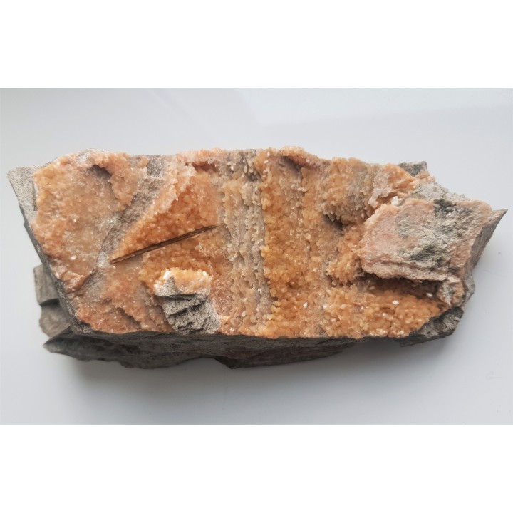 Desmin (stilbit) z Izerskich Garbów