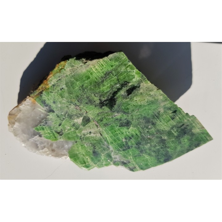 Diopsyd chromowy z Outokumpu w Finlandii