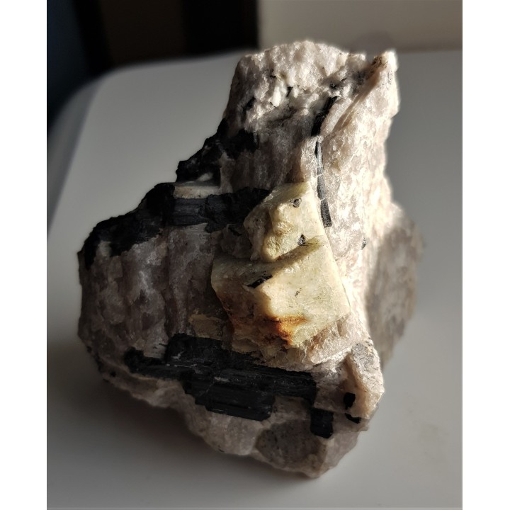 Kryształ berylu z Piławy Górnej