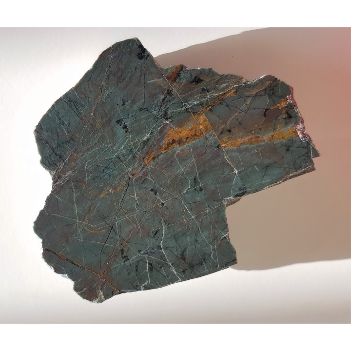 Zielony rogowiec ze zlepieńców kulmu niecki śródsudeckiej