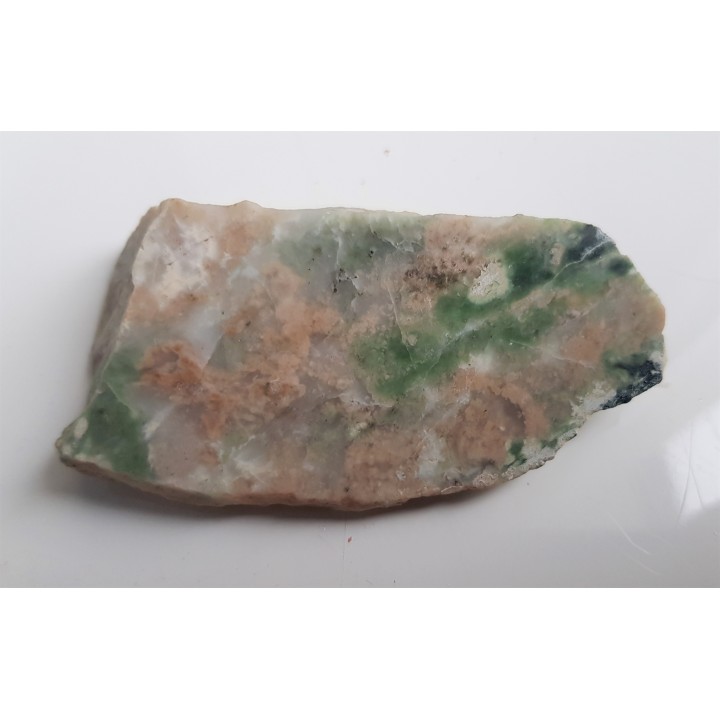 Polerowany rodingit ze Szklar