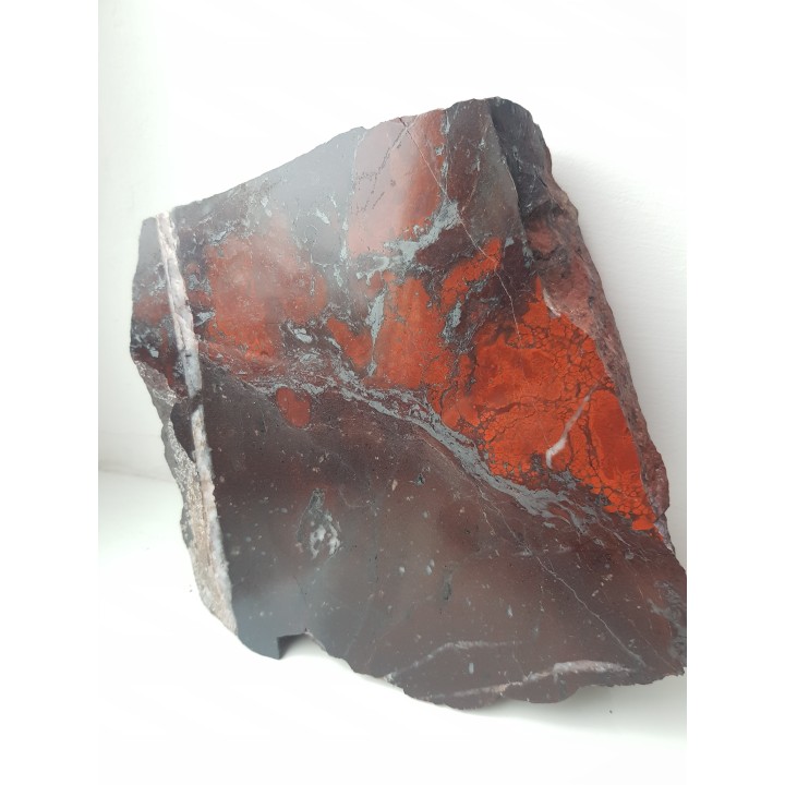 Jaspis koralowy z kulmu niecki śródsudeckiej