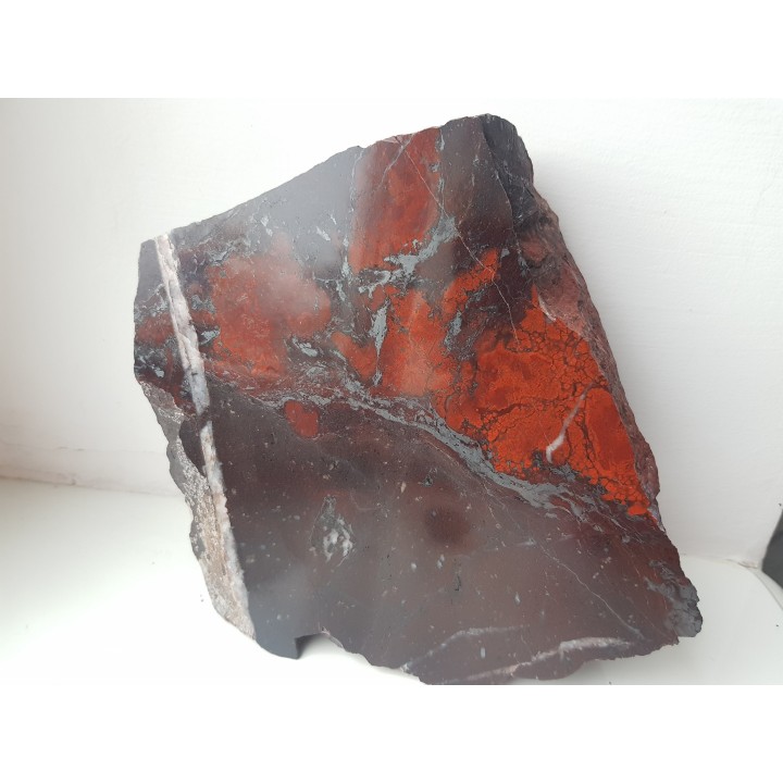 Jaspis koralowy z kulmu niecki śródsudeckiej