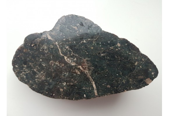 Ciemnozielona skała krzemionkowa ze zlepieńców kulmu niecki śródsudeckiej