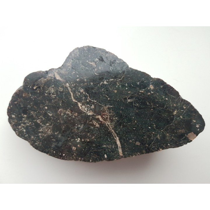 Ciemnozielona skała krzemionkowa ze zlepieńców kulmu niecki śródsudeckiej