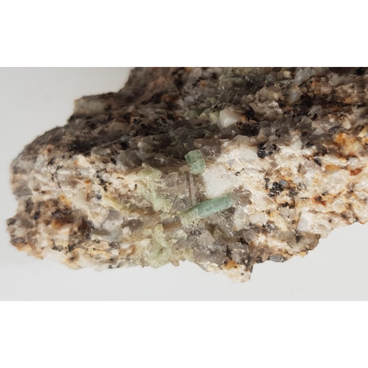 Akwamaryn z Ptasich Gniazd k. Szklarskiej Poręby