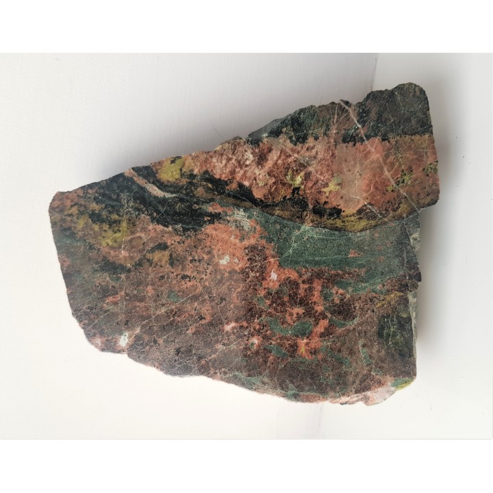 Okaz skarnu granatowo-epidotowego z Kowar