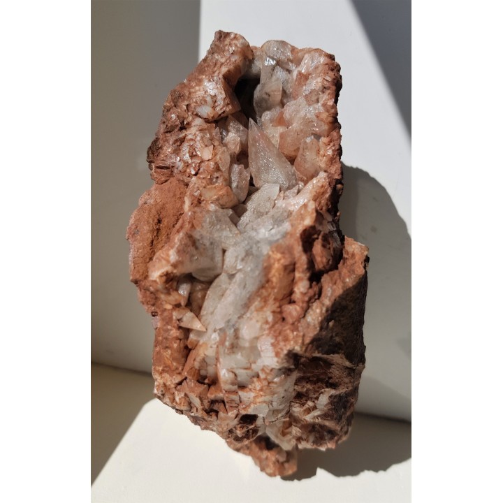 Geoda z kryształami kalcytu z Grzęd