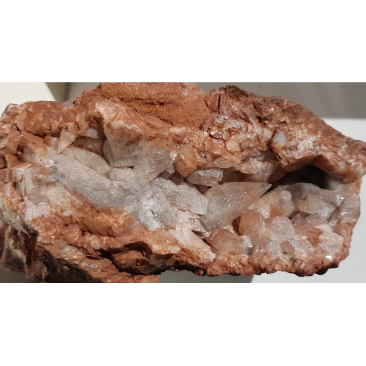 Geoda z kryształami kalcytu z Grzęd