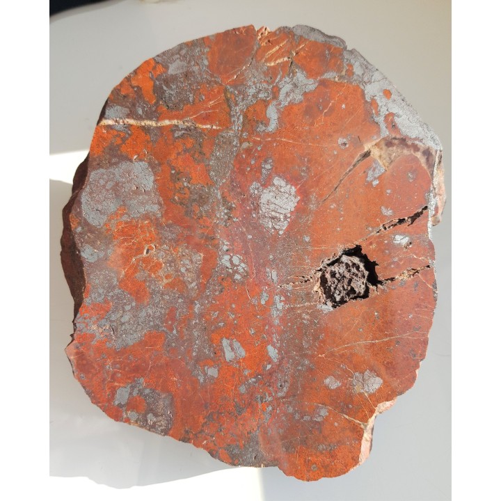 Czerwony jaspis z hematytem z kulmu niecki śródsudeckiej