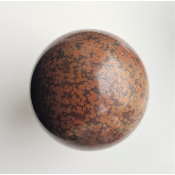 Kula polerowana z metadiabazu z Gór Kaczawskich