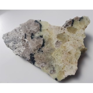 Prehnit oraz zeolity z Zimnika k. Strzegomia