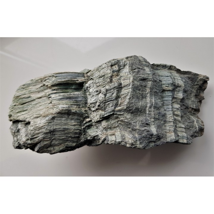 Antogoryt w serpentynicie z Nasławic