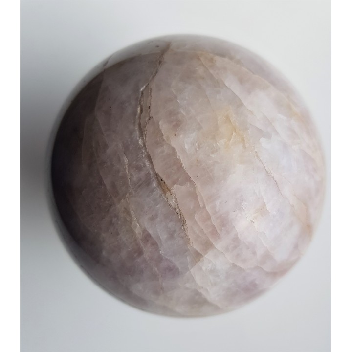 Kula polerowana z kwarcu różowego z Wielkiej Sowy (Góry Sowie)
