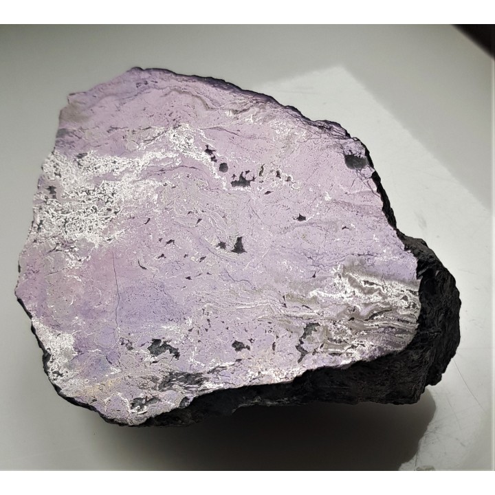 Wspaniały okaz bornitu z KGHM