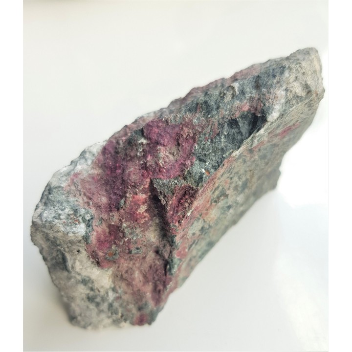 Erytryn z Ciechanowic k. Miedzianki w Sudetach