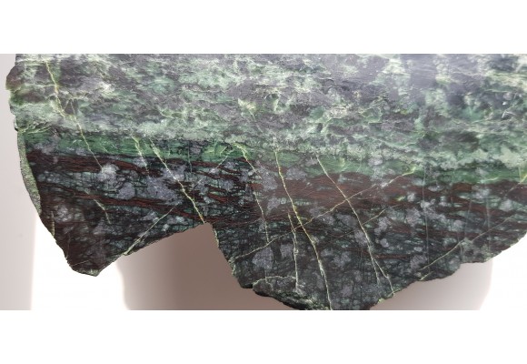 Strefa karbonatyzacji w serpentynitach