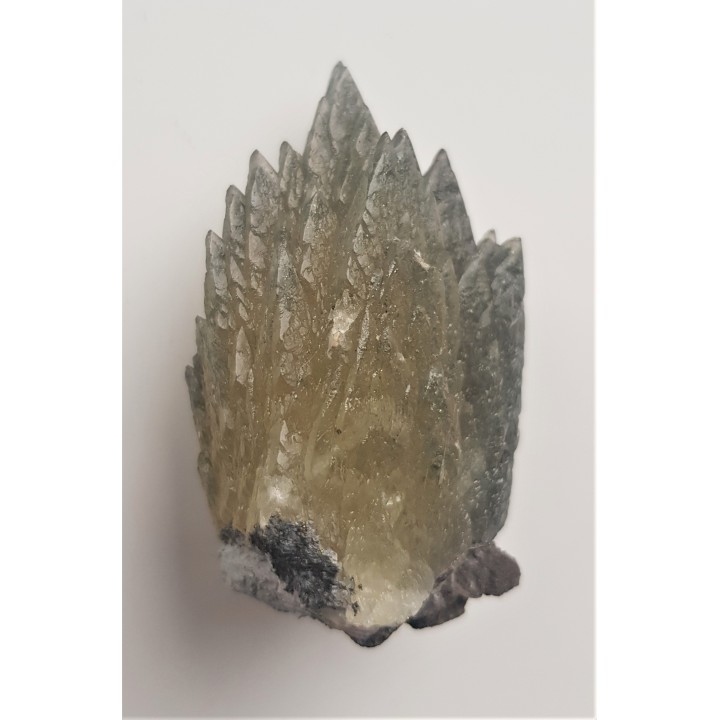 Unikatowe kryształy zielonego kalcytu z pirytem z Lubina