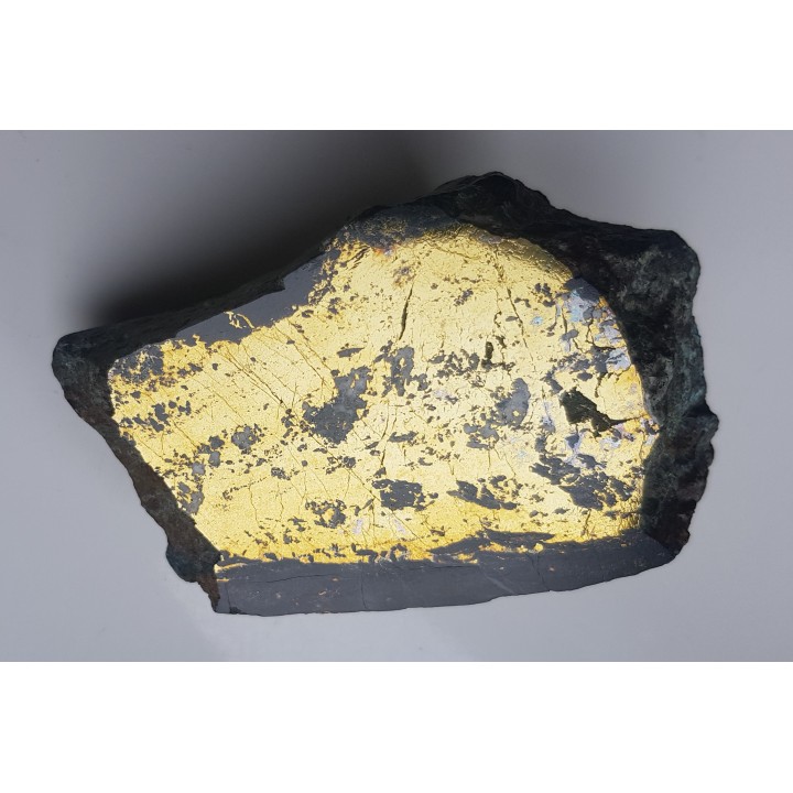 Masywna, miąższa żyła chalkopirytu z Miedzianki sudeckiej