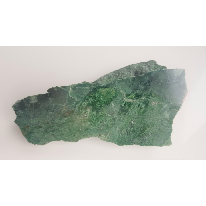 Prawdziwy jadeit z masywu Monviso we włoskich Alpach