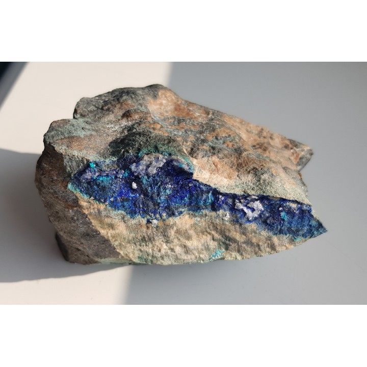 Kryształy azurytu z kopalni rud miedzi w Lubinie (LGOM)