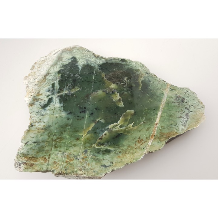 Okaz polerowanego nefrytu z Jordanowa Śląskiego