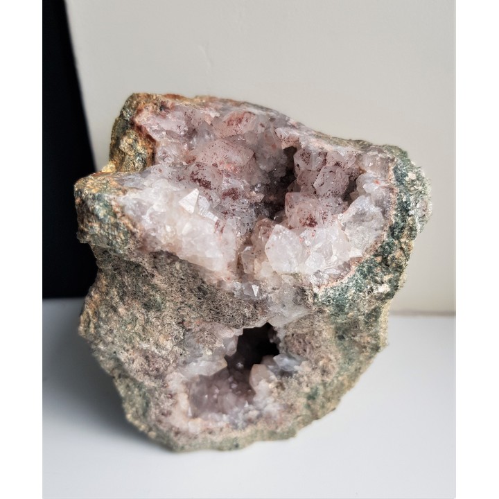 Geoda z kwarcem z Gozdna w Górach Kaczawskich