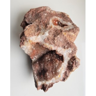 Geoda z kwarcem z czerwonym hematytem Gozdna w Górach Kaczawskich