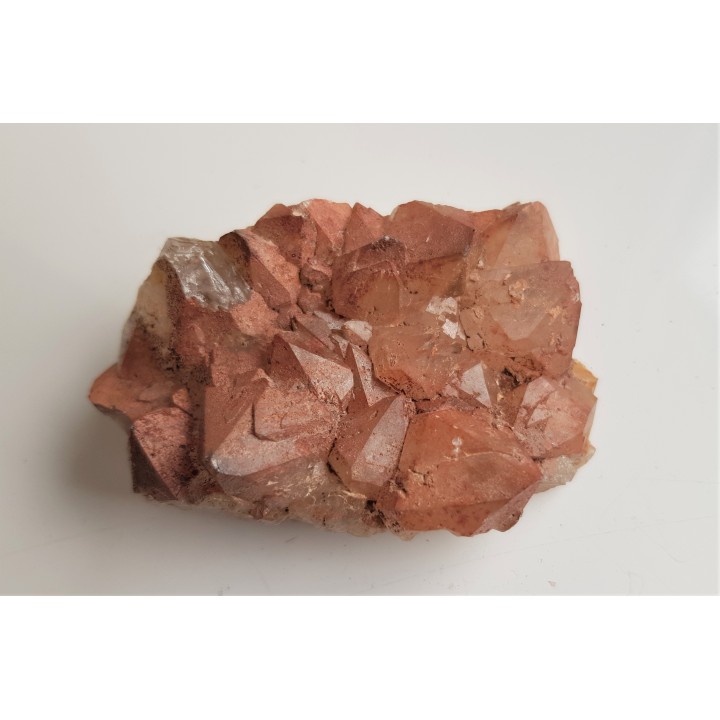 Szczotka kwarcowa pokryta hematytem z Gozdna