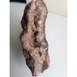 Druza idealnie wykształconych kalcytów z Grzęd k. Wałbrzycha