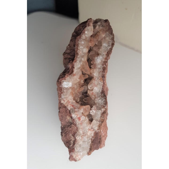 Druza idealnie wykształconych kalcytów z Grzęd k. Wałbrzycha