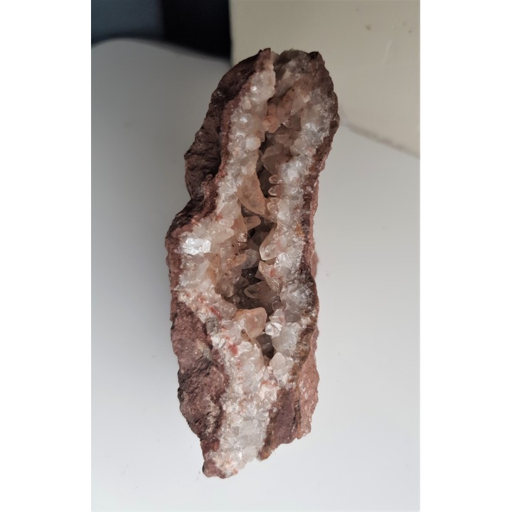 Druza idealnie wykształconych kalcytów z Grzęd k. Wałbrzycha