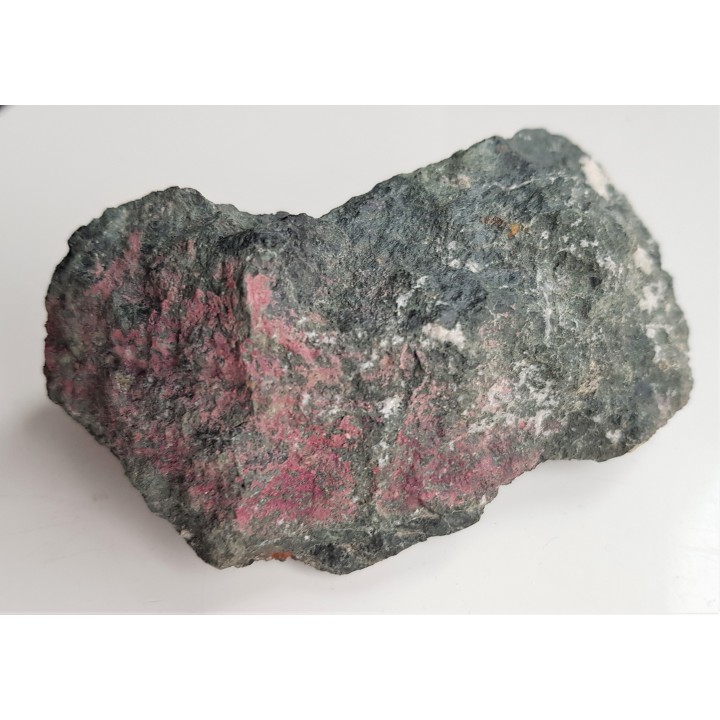 Erytryn i kottigit z Ciechanowic k. Miedzianki w Sudetach