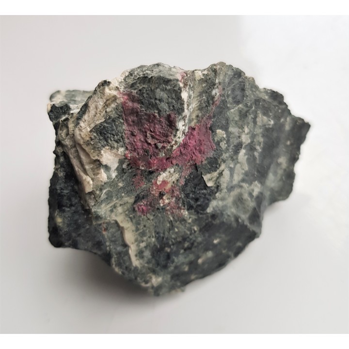 Erytryn i kottigit z Ciechanowic k. Miedzianki w Sudetach