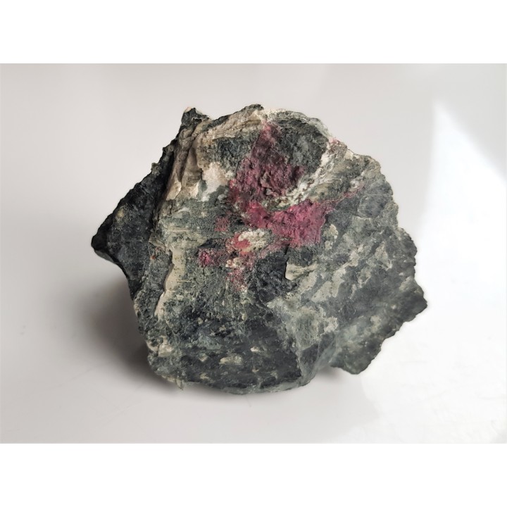 Erytryn i kottigit z Ciechanowic k. Miedzianki w Sudetach