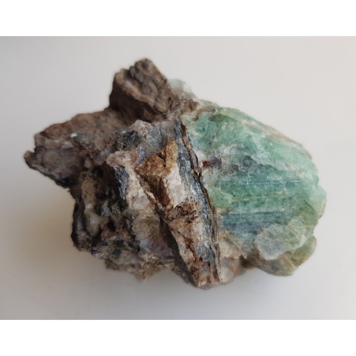 Zielony fluoryt z Kowar o wyjątkowo pięknej barwie