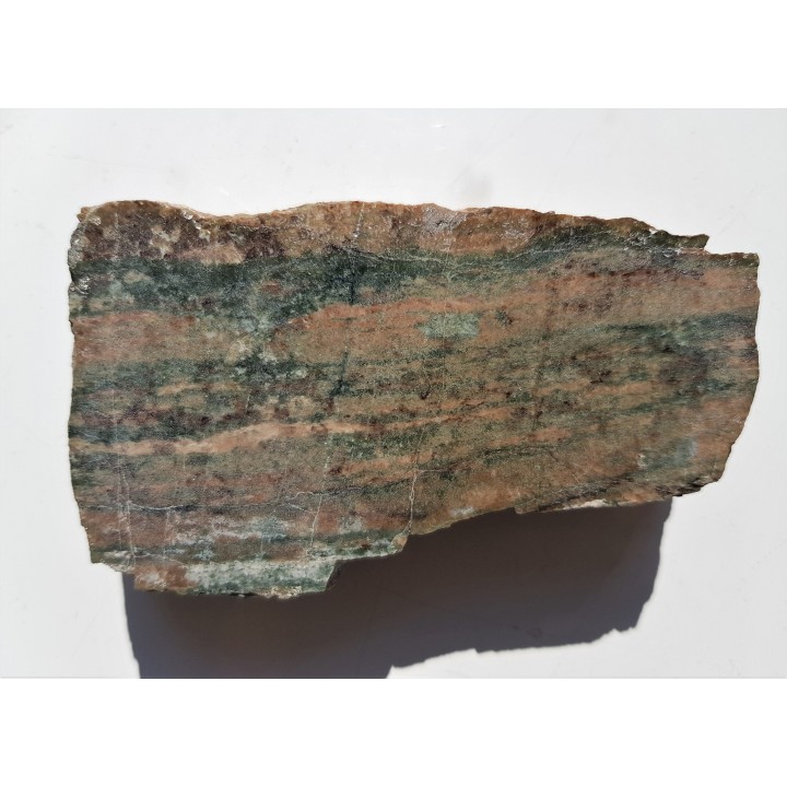 Skała wapniowo-krzemianowa z Samborowiczek k. Strzelina