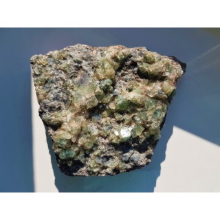 Intensywnie zielony fluoryt z Kowar