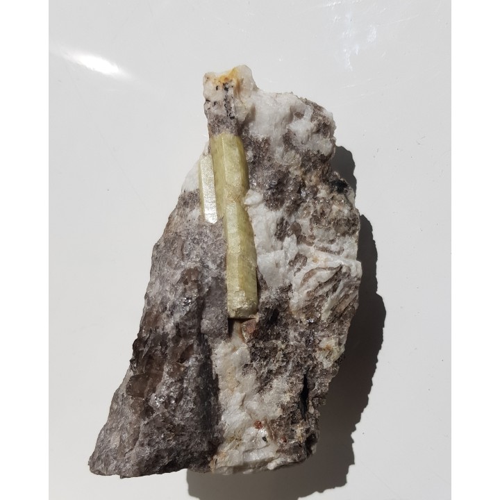 Kryształy berylu w pegmatycie z Piławy Górnej