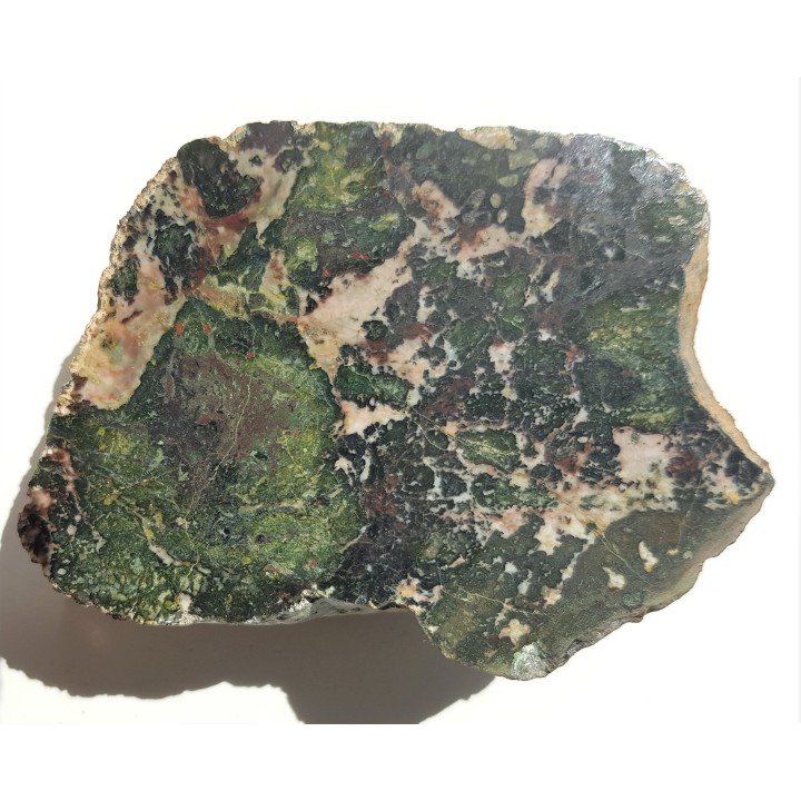 Intensywnie zielona skała ozdobna, jaspis, eratyk, lubuskie