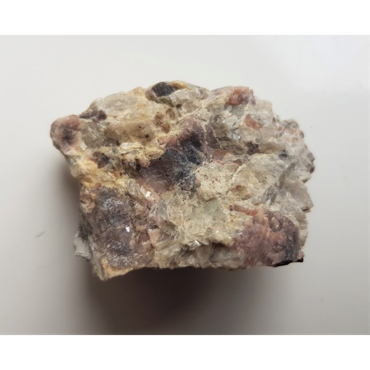 Andaluzyt z Zagórza Śląskiego