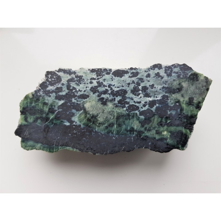 Chromit i magnetyt w serpentynie z Tąpadeł k. Sobótki