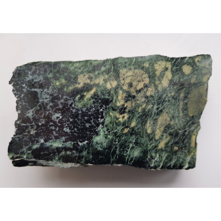 Chromit z otoczką listwenitu z Tąpadeł k. Sobótki