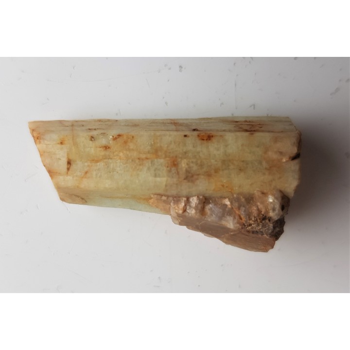 Kryształ berylu z pegmatytu z Owiesna