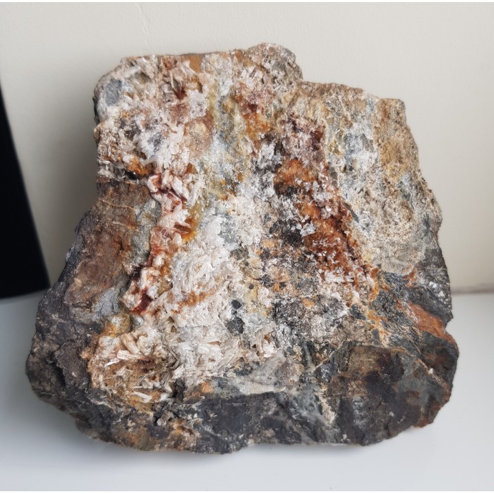 Unikatowa szczotka kryształów cerusytu z Janowic Wlk.