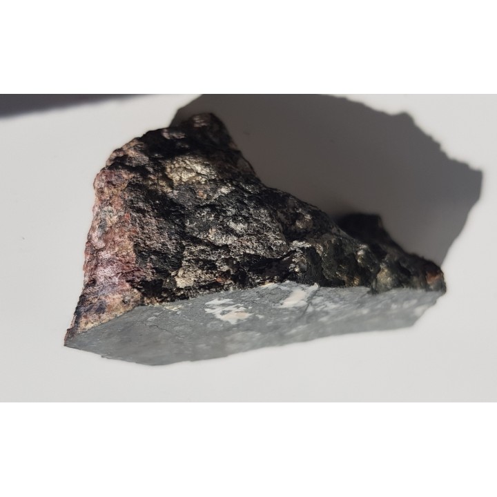 Saffloryt, rammelsbergit oraz skutterudyt ze Starego Julianowa k. Wałbrzycha